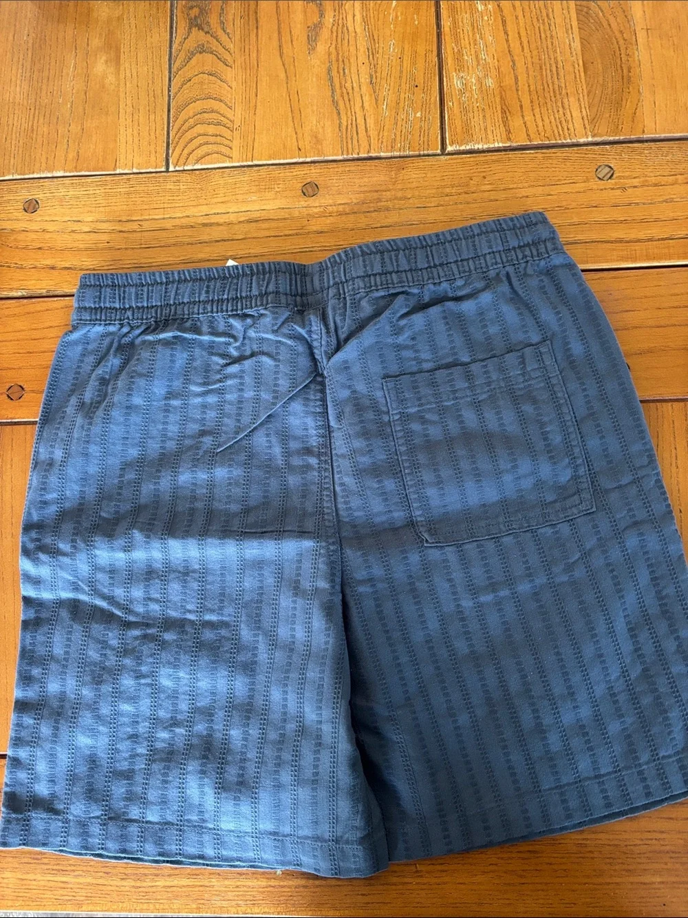 The Children's Place Navy Textured Pull-On Shorts. Large or size 16